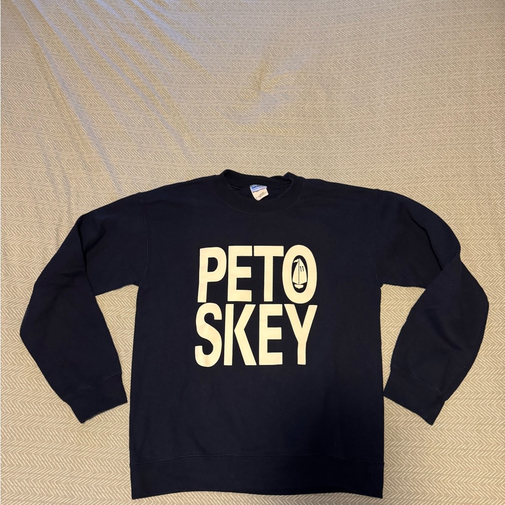 Petoskey Sweatshirt Size Small Excellent barely